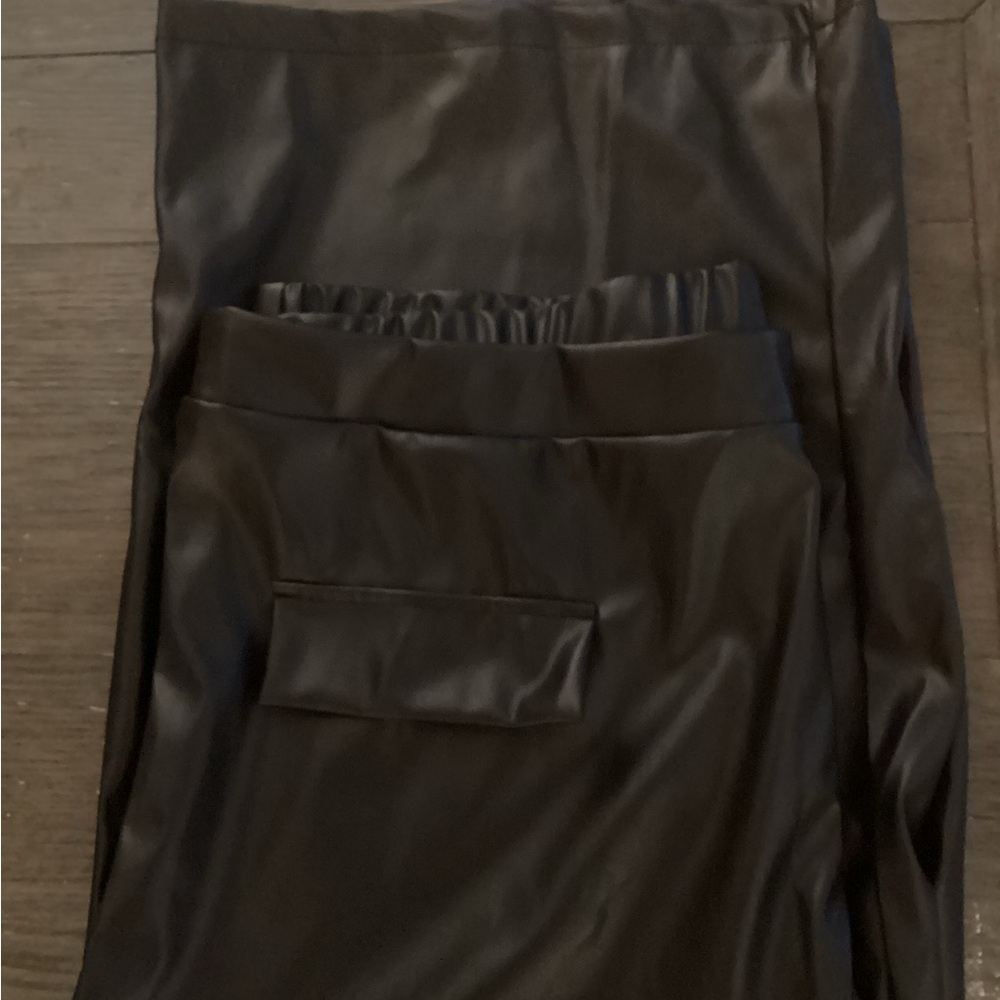 Pants - Picture 7 of 7